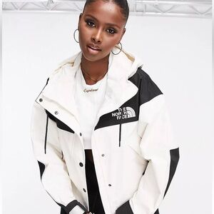 The North Face Reign On waterproof jacket in off white